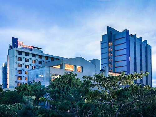 Mercure Surabaya Grand Mirama, Rezervovat Hotel Tegalsari East Java