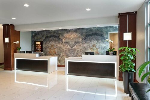 DoubleTree by Hilton San Francisco Airport North Bayfront, Забронировать Отель Брисбен San Mateo County