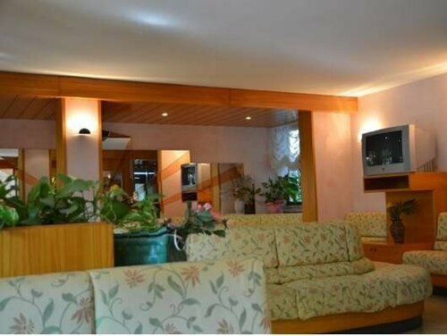 Hotel Monique, Забронировать Отель Отели Червия с завтраком, Завтраки