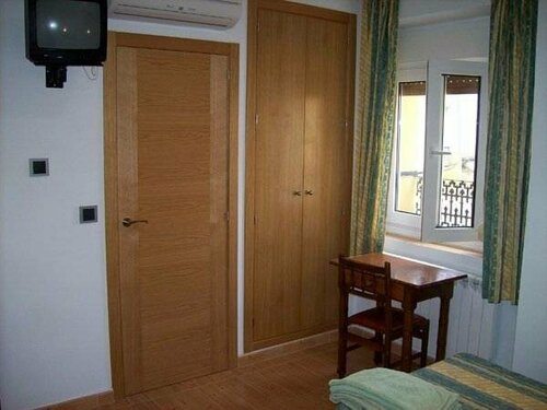 Hostal Muralla, Prenota Hotel Plasencia Monfragüe