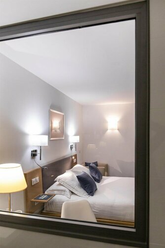 Best Western Premier Hôtel Vieux Port, Забронировать Отель Ла-Сьота Calanques National Park