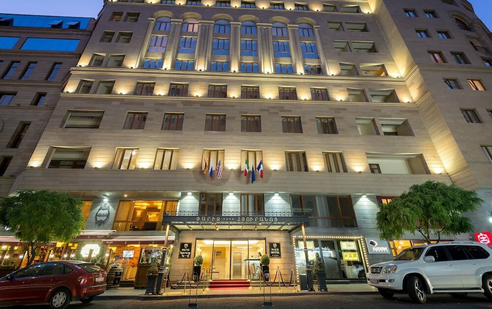 Yerevan Paris Hotel