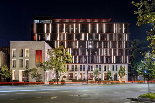 Hotel Afisha, Забронировать Отель Отели Тбилиси с парковкой, Парковка