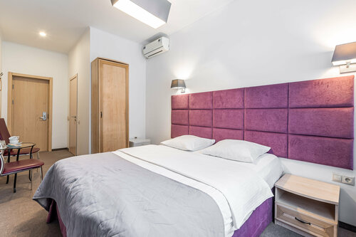 Vellion Vodnyij Hotel, Book Hotel Voykovsky SAO Area
