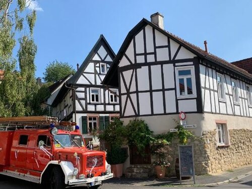 Geibelhof - Apartments in mediterraner Hofreite nahe Frankfurt am Main, Забронировать Апарт-отель Карбен земля Гессен
