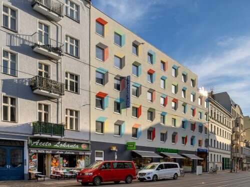 a&o Berlin Friedrichshain, Забронировать Отель Лихтенберг Берлин, рядом с Осткройц