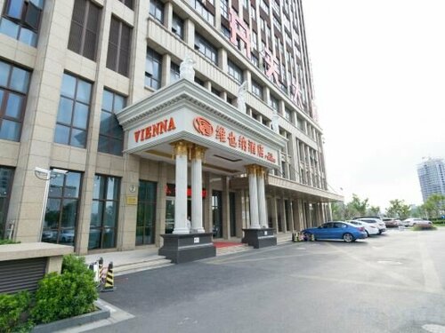 Vienna Hotel Songjiang Wanda Guangfulin Road, Забронировать Отель Отели Сунцзян с бассейном, Бассейн