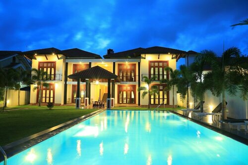 Christima Residence, Reservar Casa de hóspedes Negombo Gampaha District, perto de Negombo Beach