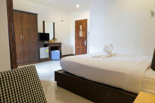 Bt Inn Patong, Забронировать Отель Отели Патонг-Бич 3 звезды, рядом с Больница Патонга, 3*