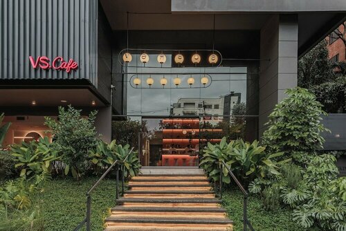Versus Hotels, Забронировать Отель Бизнес-отели Эль-Побладо, 4* 5*