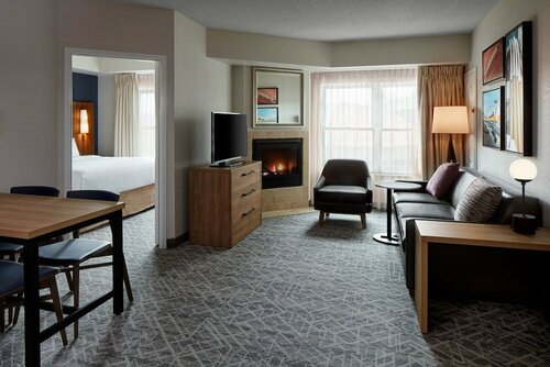 Residence Inn by Marriott Mississauga-Airport Corporate Centre West, Забронировать Отель Миссиссога Greater Toronto Area