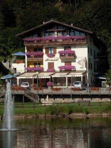 Miramonti Hotel, Забронировать Отель Гарнига-Терме Bondone Mountain