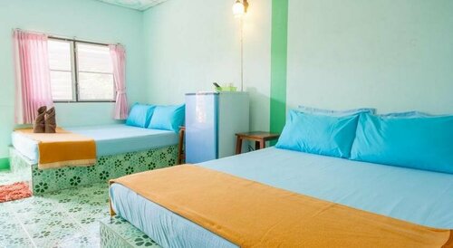 Pop Guest House, Забронировать Гостевой дом Отели Трат с завтраком, Завтраки