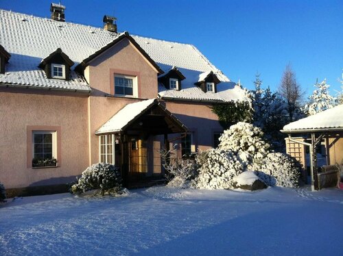 Ubytování Doma, Reservar Hotel Tisa 