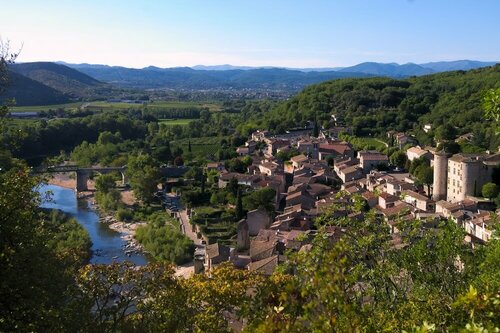 Les Carriers Maison D'hôtes, Book Bed and Breakfast Hoteller i Rhône-Alps med parkering, Parkering