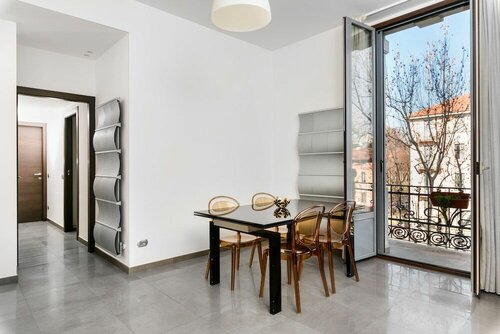 Modern New Apartment - Bocconi, Забронировать Апартаменты/квартира Отели Милана с бассейном, рядом с Крочетта, Бассейн