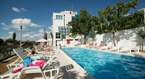 Sveti Mihovil, Đặt Khách sạn Khách sạn tại Split-Dalmatia County có Hồ bơi, Hồ bơi