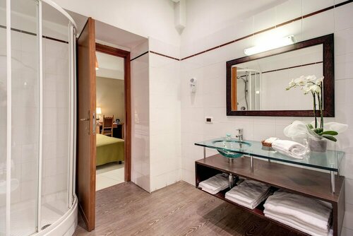 Hotel St. Moritz, Забронировать Отель Рионе Монти Рим, рядом с Репубблика — Театро-делль-Опера