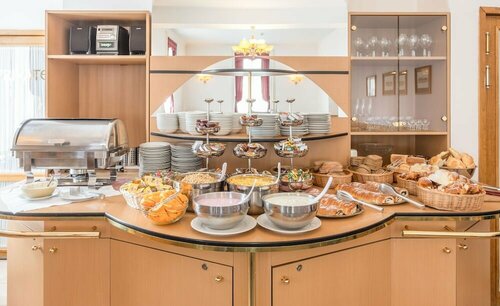 City-Inn, Reserva ahora Hotel Hoteles en Praga con desayuno, cerca de Roxy Club, Desayunos
