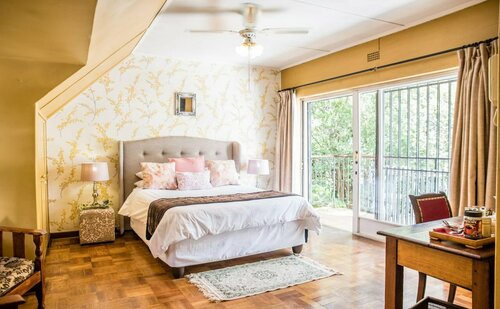 5th Avenue Gooseberry Guest House, Забронировать Гостевой дом Сэндтон Рандбург