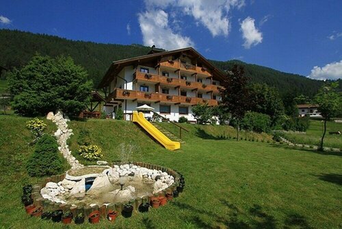 Villa Gemmy, Забронировать Отель Поцца-ди-Фасса Долина Валь-ди-Фасса