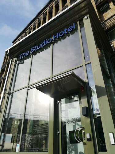 First Hotel The Studio, Забронировать Отель Киста Стокгольмский регион