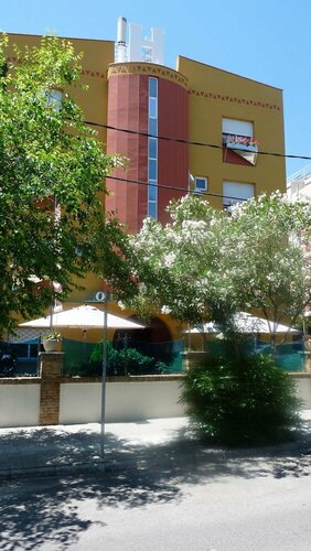 Hotel Ribes Roges, Забронировать Отель Виланова-и-ла-Желтру Коста-дель-Гарраф