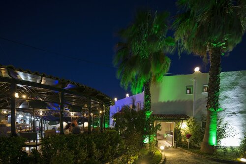 Casa Del Mar Bodrum, Rezerwuj Hotel Hotele w Bodrum z parkingiem, Parking