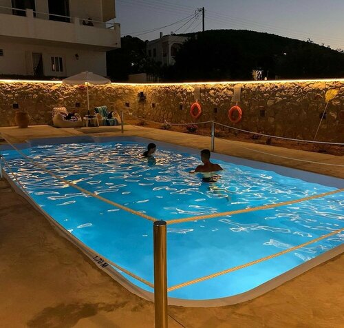 Koukounari Apartments, Rezerwuj Apartament Hotele w Skala z Basenem, Basen