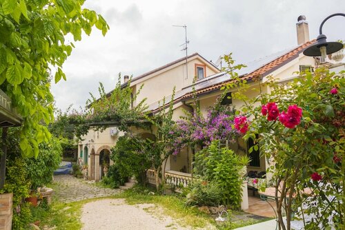 Il Quadrifoglio, Rezervați Sejur la fermă Hoteluri în Chieti cu piscină, Piscină