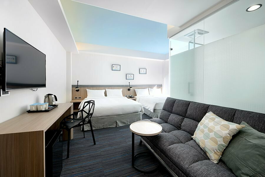 Hommie Inn