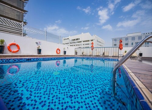 MENA Plaza Hotel Albarsha At The Mall, Забронировать Отель Отели Эмирата Дубая с бассейном, рядом с Торговый центр Эмиратов, Бассейн