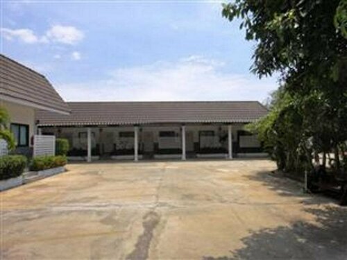 Paradise Resort Buriram, Rezervasyon Tatil Köyü North-Eastern Thailand resort oteller, Tatil Köyü