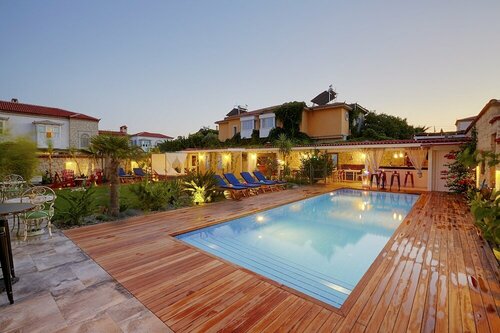 Alakapi Hotel & Villas, Забронировать Отель Отели Алачаты с бассейном, Бассейн