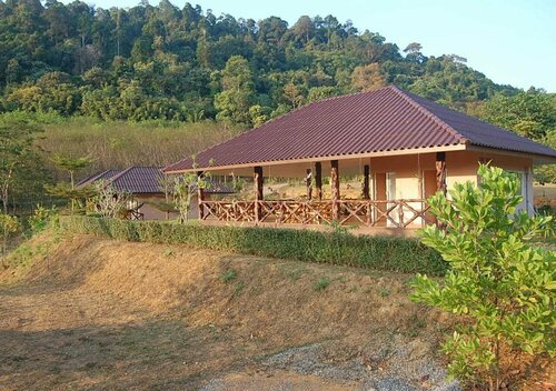 Khao Sok Hill Top Resort, Забронировать Курортный отель Отели Сурат Тхани с парковкой, Парковка