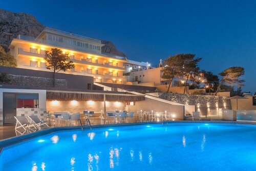 Carian Hotel, Забронировать Отель Масури Калимнос