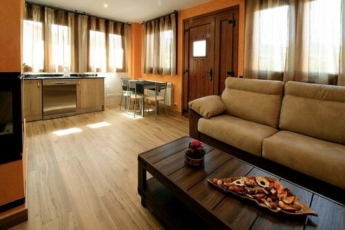 Apartamentos Turisticos El Maguillo, Prenota Hotel La Rioja Spagna