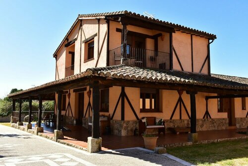 Maille Hotel Rural, Prenota Hotel Madrigal de la Vera 
