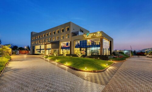 The Fern Residency Karad, Réserver Hôtel Hôtels à Karad avec piscine, Piscine