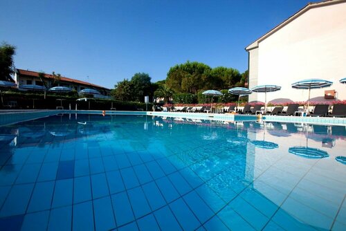 Oleandri Suite Hotel, Buchen Sie Hotel Hotels in Etruskerküste mit Pool, Schwimmbad