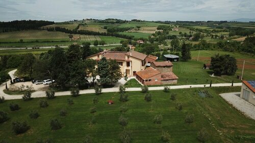 Poderaccio Alto, Book Vacation Home Paciano Umbria
