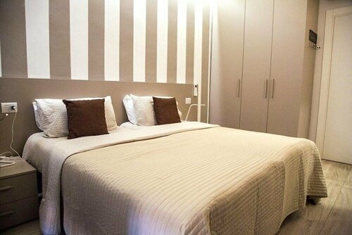 Chezromyk The Kosher BB, Book Hotel Lorenteggio Milan
