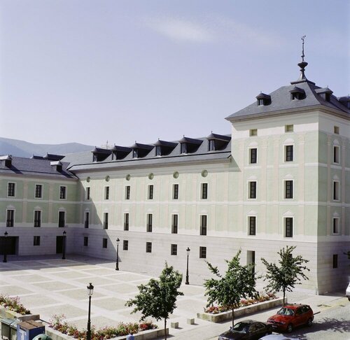 Parador de La Granja, Book Hotel Hoteller i Castile and Leon med pool, Swimmingpool