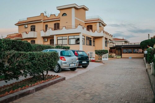 B&B Villa Rosa, Book Bed and Breakfast Hoteller i Sicilien med parkering, Parkering