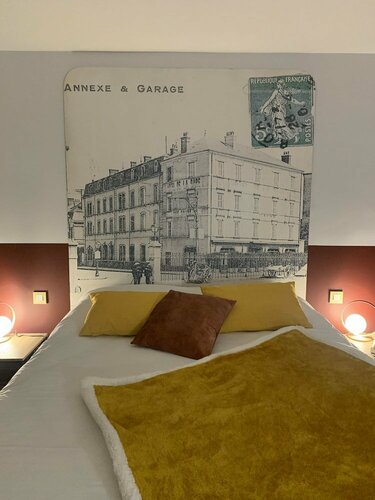 Le Grand Hotel, Забронировать Отель Отели Мобёж 3 звезды, рядом с Зоопарк в г. Мобеж, 3*