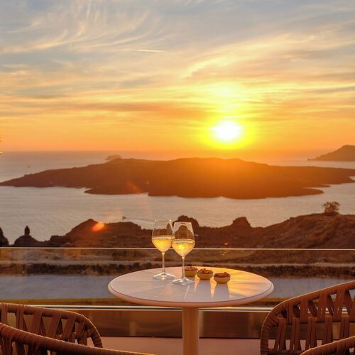 Astir Thira Hotel, Забронировать Отель Тира Santorini Caldera