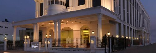 Royal Orchid Central, Shimoga, Prenota Hotel Hotel a Karnataka con parcheggio, Parcheggio