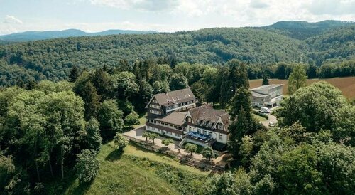 Hotel Bienenberg, Забронировать Отель Листаль Базель