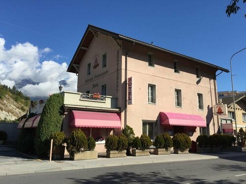 La Promenade, Забронировать Отель Сьер Вале, рядом с Sierre-Montana Gare