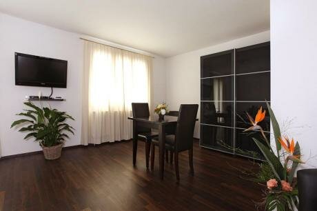 Swiss Star Apartments District 3
